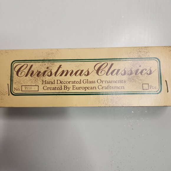 Vintage European Christmas Classic Long Hand Decorated Glass Ornament with Box - Picture 3 of 9